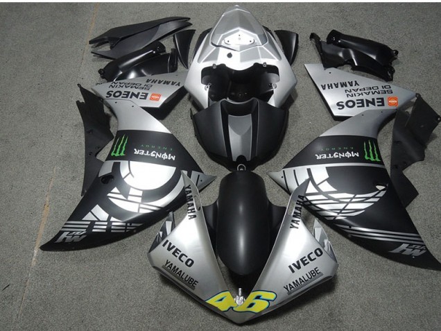 Carenado CBR 600 RR 2007-2008 - Negro Plata Monster IVECO 46 Carenado CBR 600 RR 2007-2008 - Negro Plata Monster IVECO 46